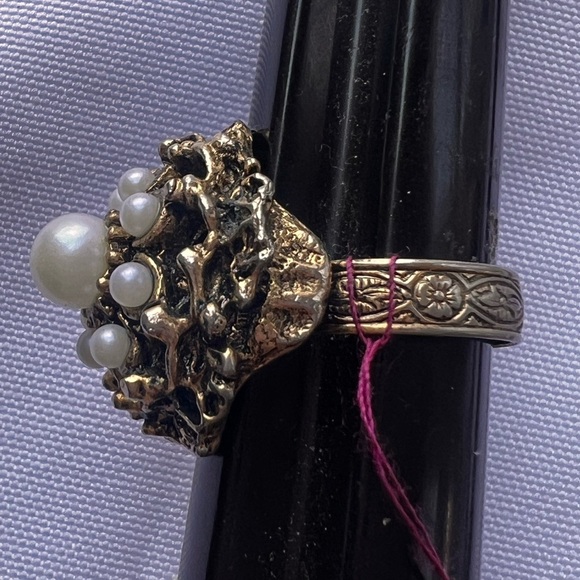 Opalescent Faux Pearl Goldtone Dome Ring adjustable Vintage - Picture 2 of 4